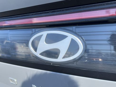 Used 2024 Hyundai Sonata SEL FWD image 8