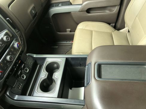 Used 2015 Chevrolet Silverado 1500 LTZ Z71 w/ LTZ Plus Package image 17