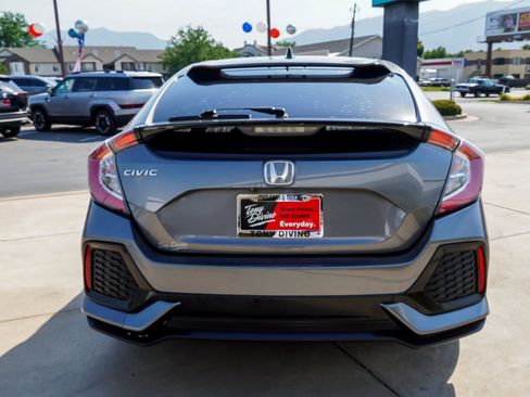 Used 2018 Honda Civic EX image 7