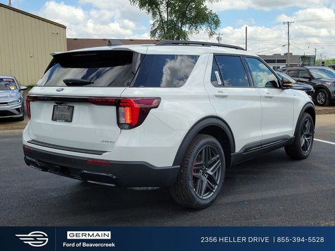 New 2026 Ford Explorer ST-Line AWD/4WD image 5