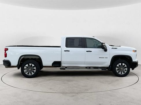 Used 2024 Chevrolet Silverado 2500 Custom w/ Custom Convenience Package AWD/4WD image 6