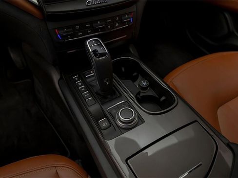 Used 2020 Maserati Ghibli S Q4 image 34