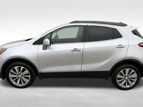 Used 2019 Buick Encore Preferred image 10