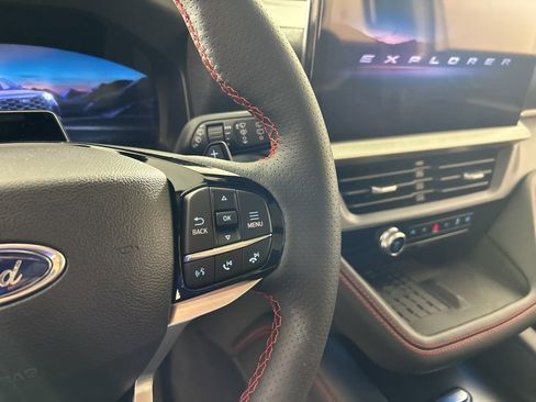 Used 2025 Ford Explorer ST w/ Sun And Sound Package image 16
