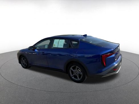 Used 2025 Kia K4 LXS image 10