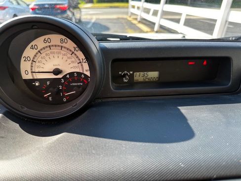 Used 2005 Scion xB FWD image 14