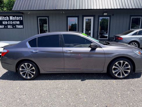 Used 2015 Honda Accord Sport image 12