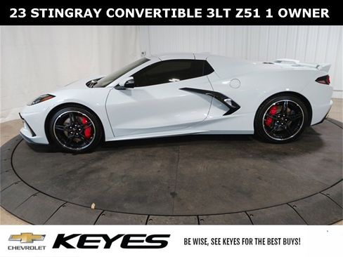 Used 2023 Chevrolet Corvette Stingray Premium Conv w/ Z51 Performance Package image 2