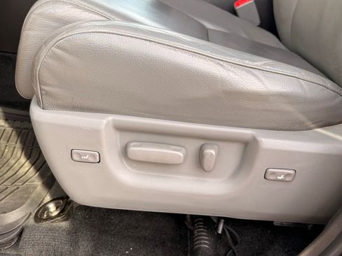 Used 2015 Toyota Sequoia SR5 w/ Premium Package image 14