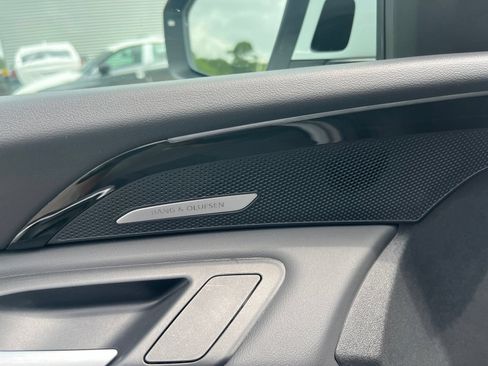 Used 2025 Audi Q5 Premium Plus w/ Premium Plus AWD/4WD image 14