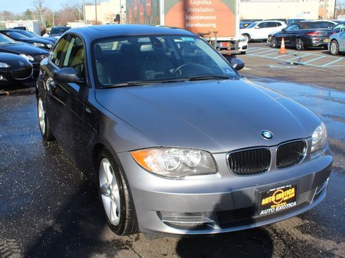 Used 2009 BMW 128i Coupe image 4
