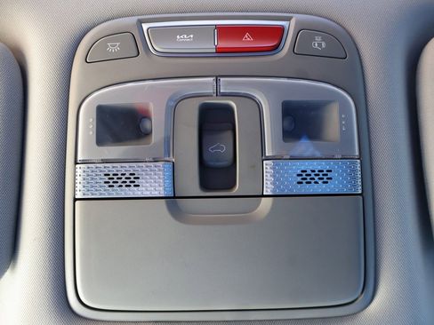 Used 2023 Kia Telluride EX w/ EX Captain's Chair Package image 26