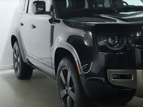 Used 2021 Land Rover Defender 110 X image 12