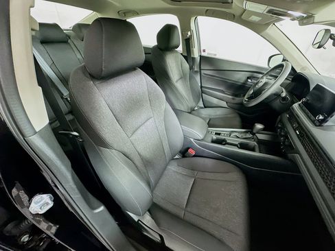 Used 2025 Honda Accord SE image 28