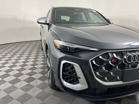 New 2025 Audi SQ5 Premium Plus image 3