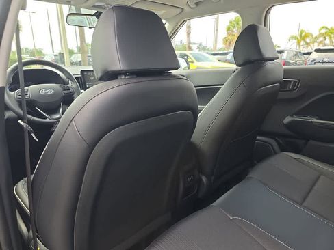New 2026 Hyundai Venue SEL FWD image 19
