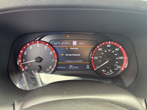 Used 2022 Nissan Frontier PRO-4X AWD/4WD image 13