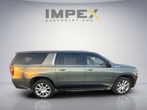 Used 2024 Chevrolet Suburban High Country w/ Max Trailering Package AWD/4WD image 6