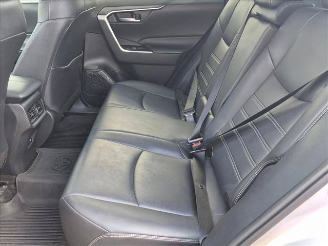 Used 2021 Toyota RAV4 XLE Premium FWD image 17
