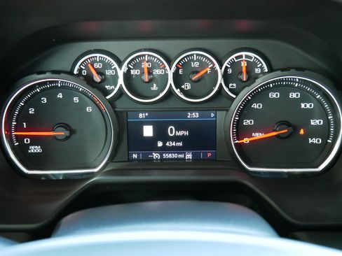 Used 2021 Chevrolet Suburban Z71 w/ Rear Media and Nav Package image 40