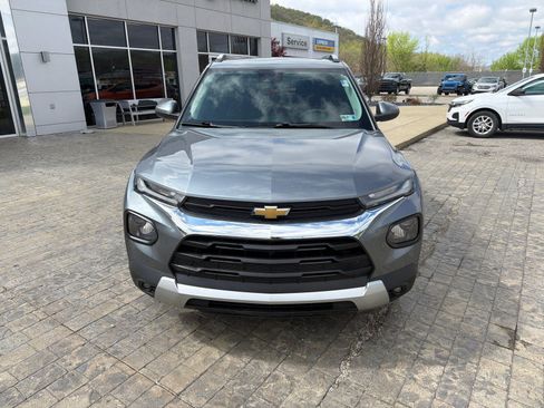 Used 2021 Chevrolet TrailBlazer LT w/ Sun and Liftgate Package AWD/4WD image 3
