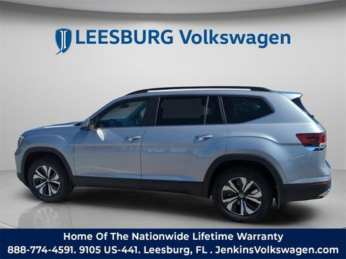 New 2026 Volkswagen Atlas SE image 10