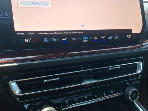 Certified 2024 Chevrolet Traverse RS AWD/4WD image 16