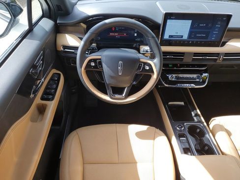 Certified 2023 Lincoln Corsair Reserve image 15