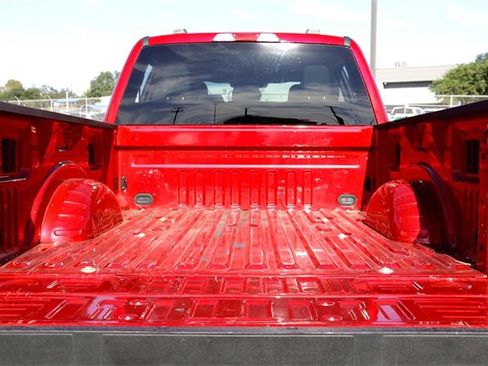 Used 2024 Ford F250 XLT w/ FX4 Off-Road Package image 28