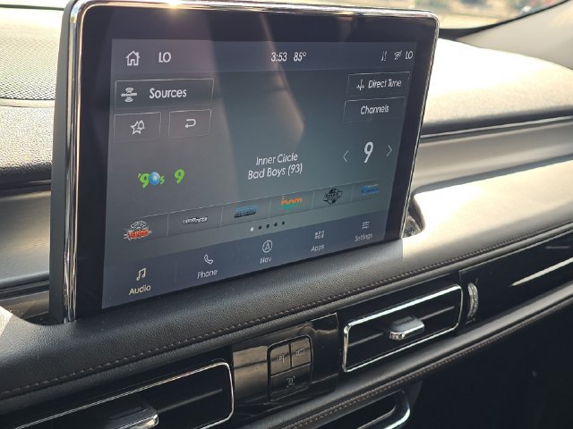 Used 2024 Lincoln Aviator AWD w/ Premium Package image 18