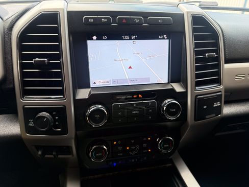 Used 2019 Ford F250 Lariat w/ Lariat Value Package AWD/4WD image 33