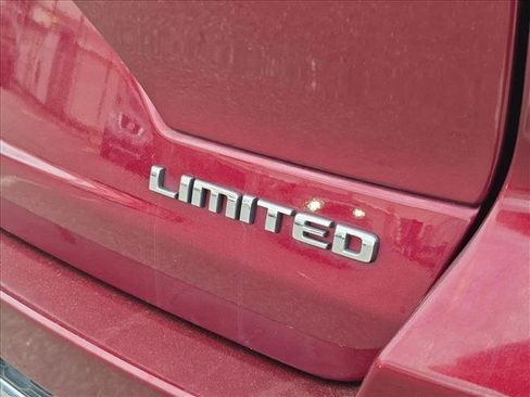 Used 2023 Jeep Grand Cherokee Limited AWD/4WD image 13