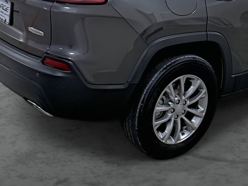 Used 2022 Jeep Cherokee Latitude Lux image 12