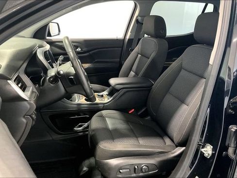 Used 2022 GMC Acadia SLE w/ GMC Pro Grade Package image 22