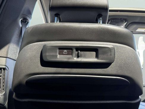 Used 2020 BMW X5 xDrive50i w/ Premium Package image 45