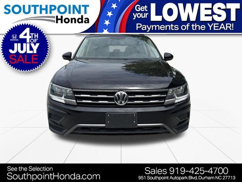 Used 2021 Volkswagen Tiguan SE FWD image 2