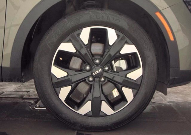 Certified 2024 Kia Sportage X-Line w/ X-Line Premium Package AWD/4WD image 17