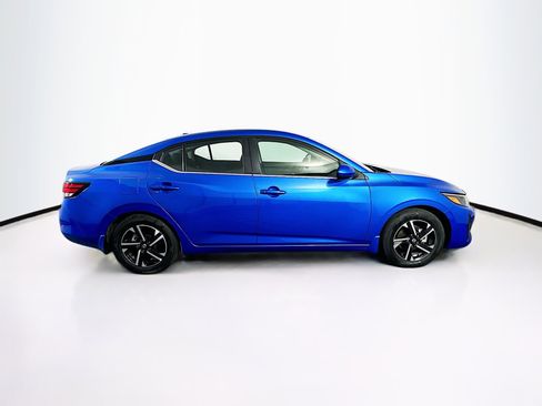Used 2024 Nissan Sentra SV image 10