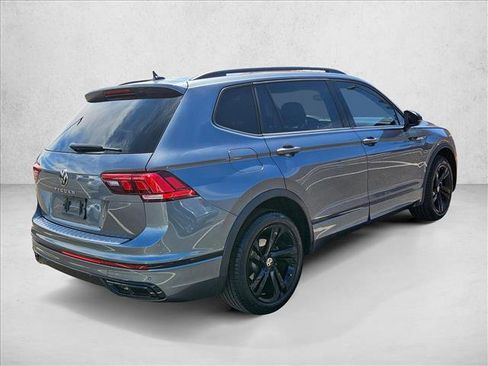 Used 2023 Volkswagen Tiguan SE R-Line FWD image 5