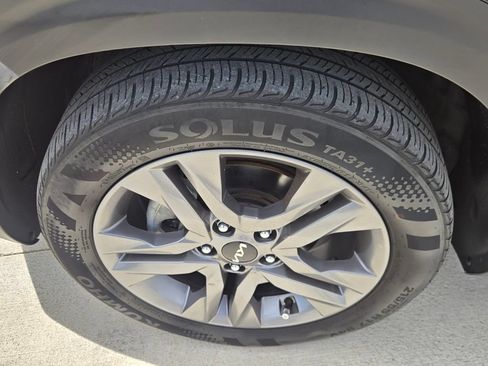 Used 2023 Kia Seltos S FWD image 14