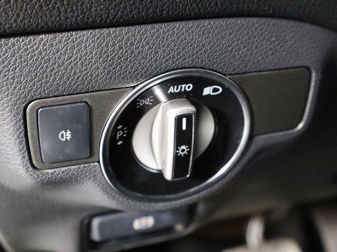 Used 2019 Mercedes-Benz CLA 250 image 16