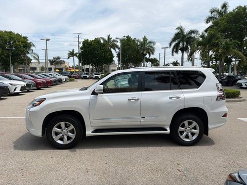 Used 2017 Lexus GX 460 w/ Navigation Package AWD/4WD image 8