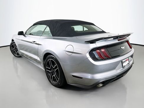 Used 2020 Ford Mustang Premium RWD image 5