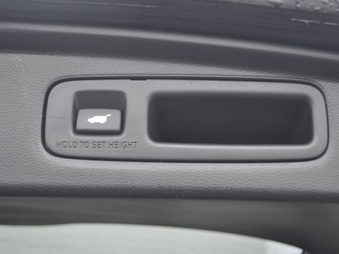 Certified 2023 Honda CR-V EX-L image 12