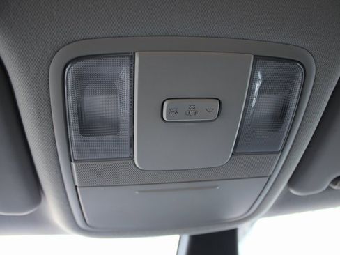 Used 2023 Kia Soul LX w/ LX Technology Package image 11