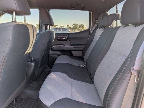 Used 2023 Toyota Tacoma TRD Sport w/ Black Out Package (TMS) image 17