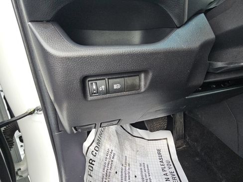 Certified 2025 Toyota RAV4 XLE AWD/4WD image 22