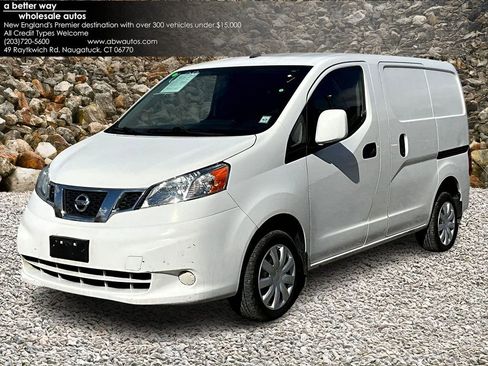 Used 2015 Nissan NV200 SV w/ Technology Package image 1