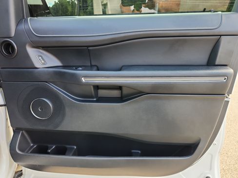 Used 2022 Ford Expedition Max XLT RWD image 51