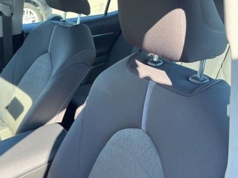 Used 2024 Toyota Camry LE image 11